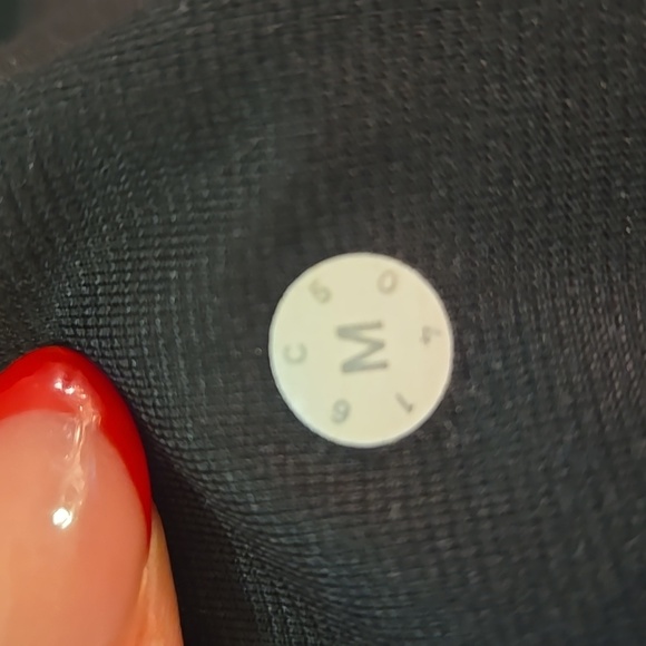 Lululemon T.H.E. Short Linerless 10" Long Training Jawstring Waist Shorts - Picture 16 of 16